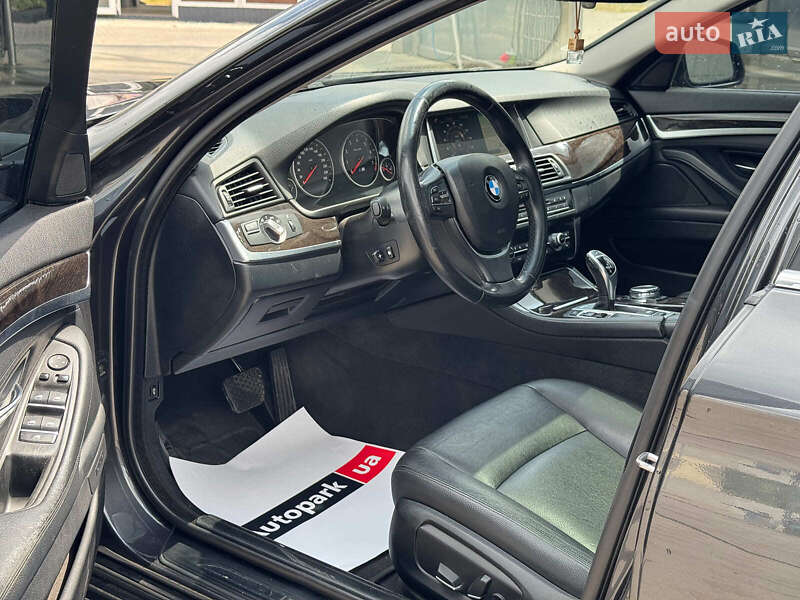 Седан BMW 5 Series 2015 в Запорожье