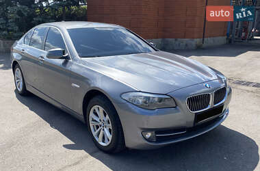 Седан BMW 5 Series 2011 в Харкові