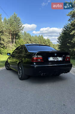 Седан BMW 5 Series 2002 в 