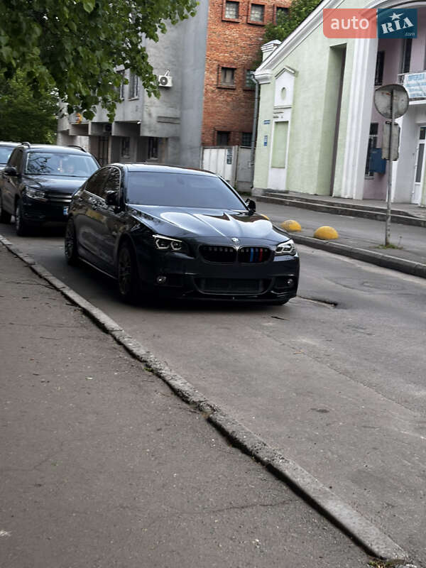 Седан BMW 5 Series 2011 в Хмельницькому