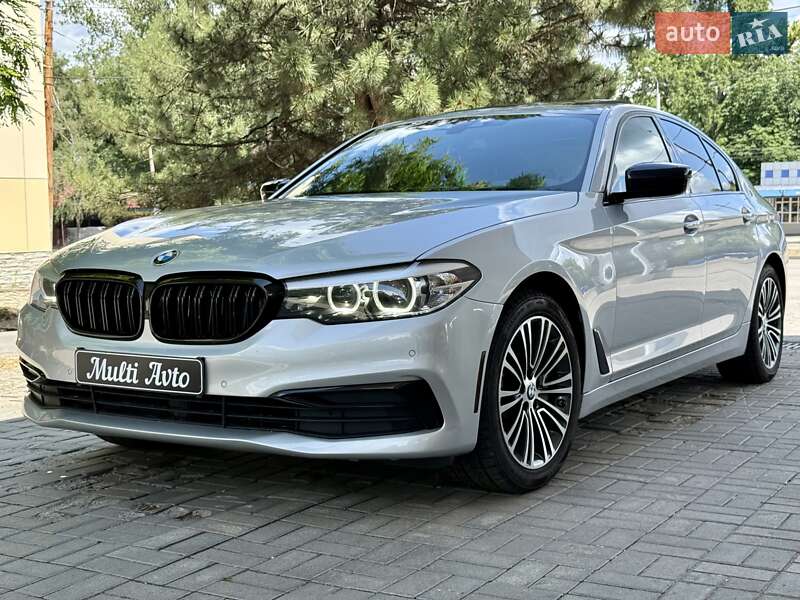 Седан BMW 5 Series 2019 в Днепре