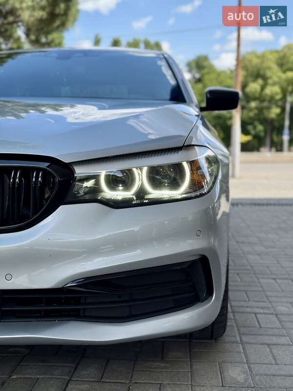 Седан BMW 5 Series 2019 в Днепре