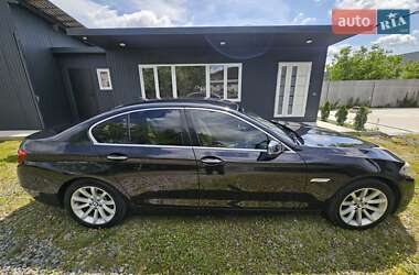 Седан BMW 5 Series 2013 в Львове