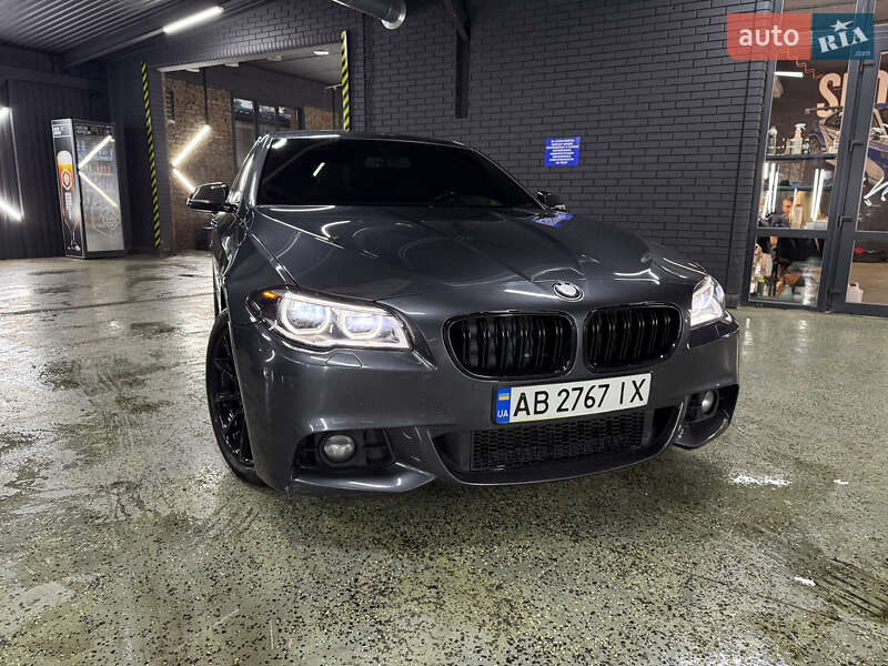 Седан BMW 5 Series 2016 в Кривому Розі