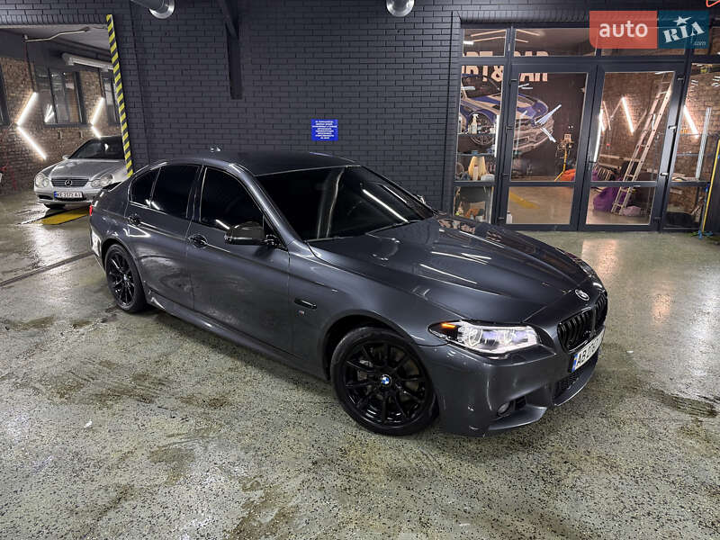 BMW 5 Series 2016