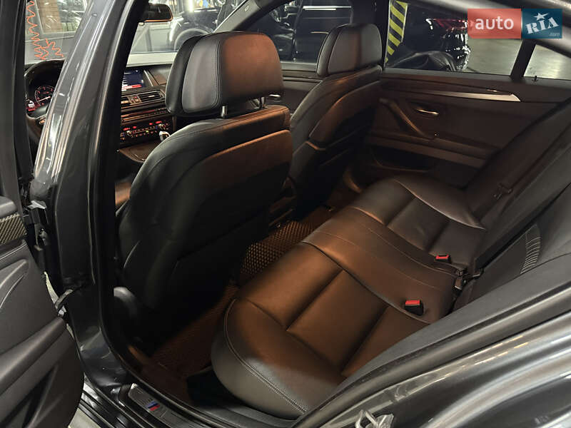 Седан BMW 5 Series 2016 в Кривому Розі