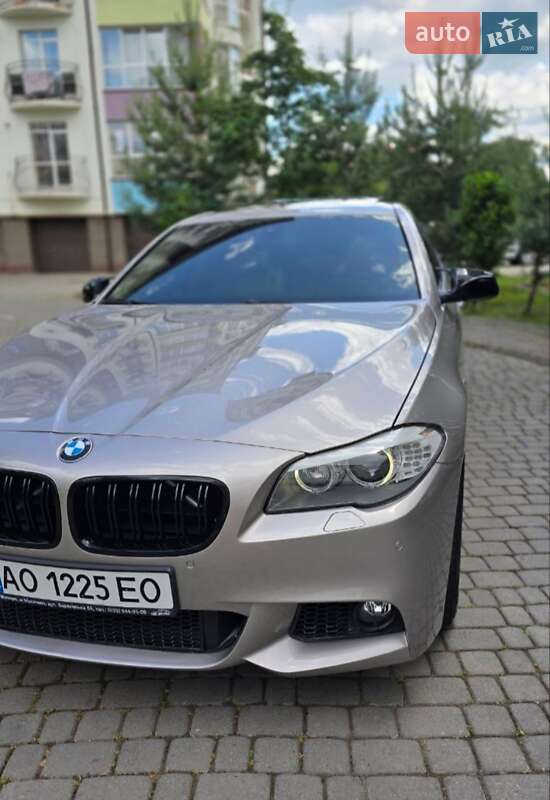 Седан BMW 5 Series 2012 в Івано-Франківську