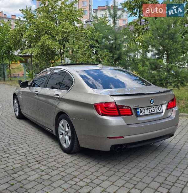Седан BMW 5 Series 2012 в Івано-Франківську