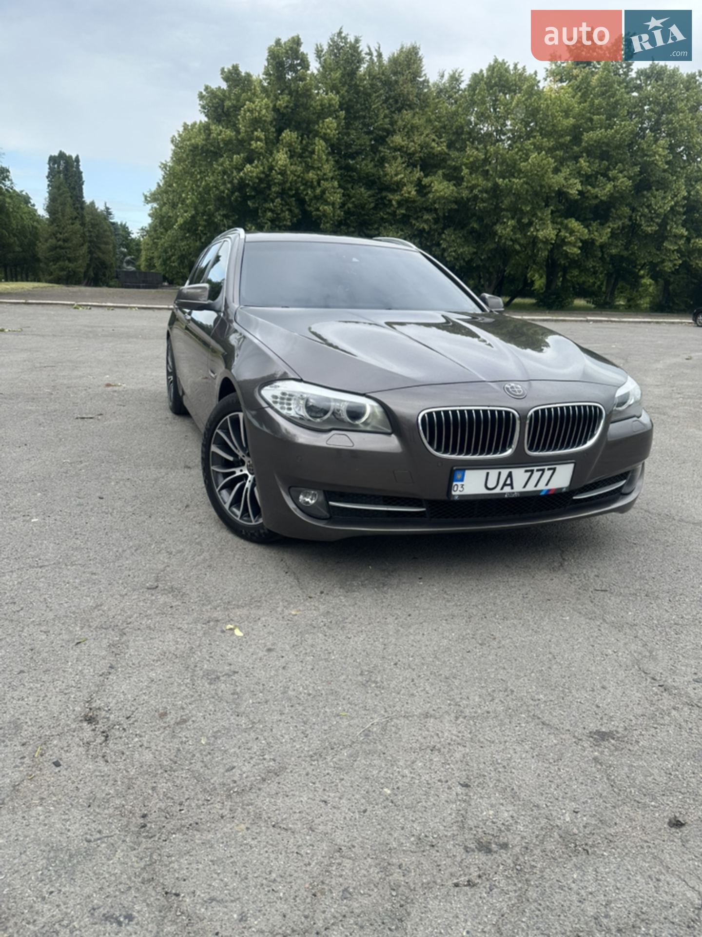 2010 BMW 5er - мініатюра 2