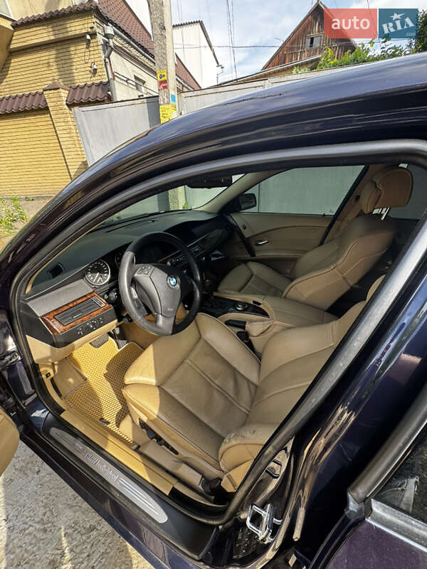 Седан BMW 5 Series 2006 в Запоріжжі