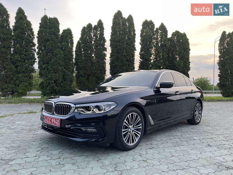 Седан BMW 5 Series 2017 в 