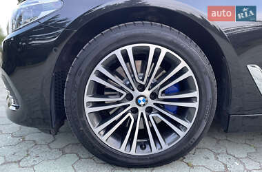Седан BMW 5 Series 2017 в 