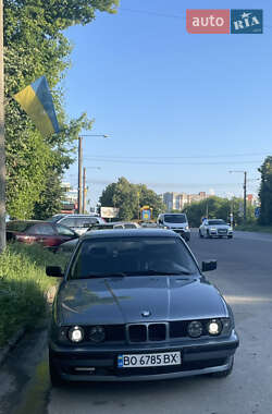 Седан BMW 5 Series 1990 в Каменец-Подольском