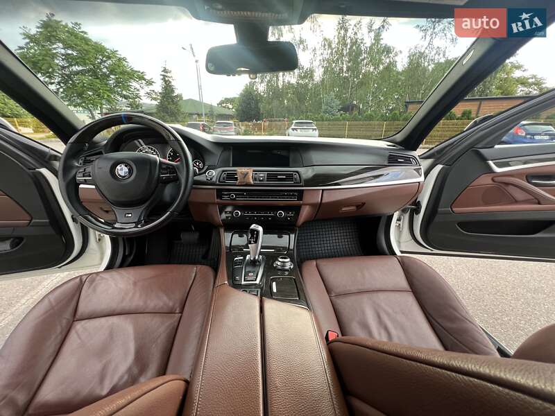 Седан BMW 5 Series 2013 в Олександрії