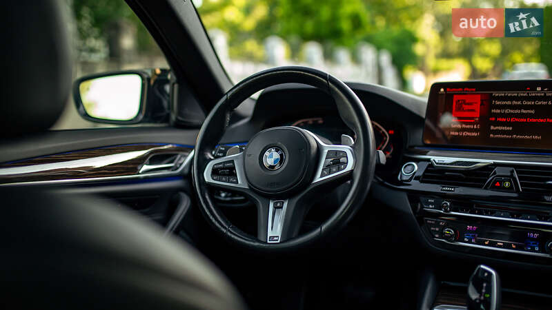 Седан BMW 5 Series 2019 в Черновцах