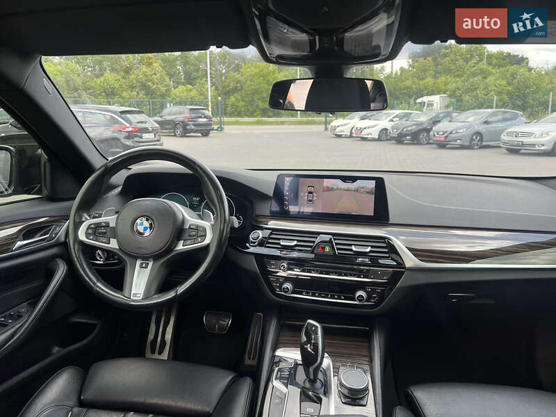 Седан BMW 5 Series 2018 в Виннице
