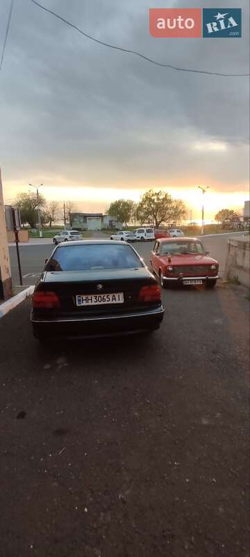 Седан BMW 5 Series 1998 в Овидиополе