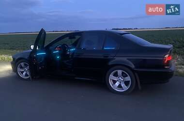 Седан BMW 5 Series 2002 в Одессе