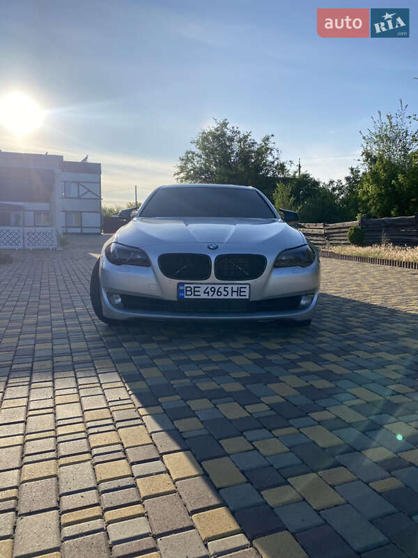 Седан BMW 5 Series 2011 в Южноукраїнську