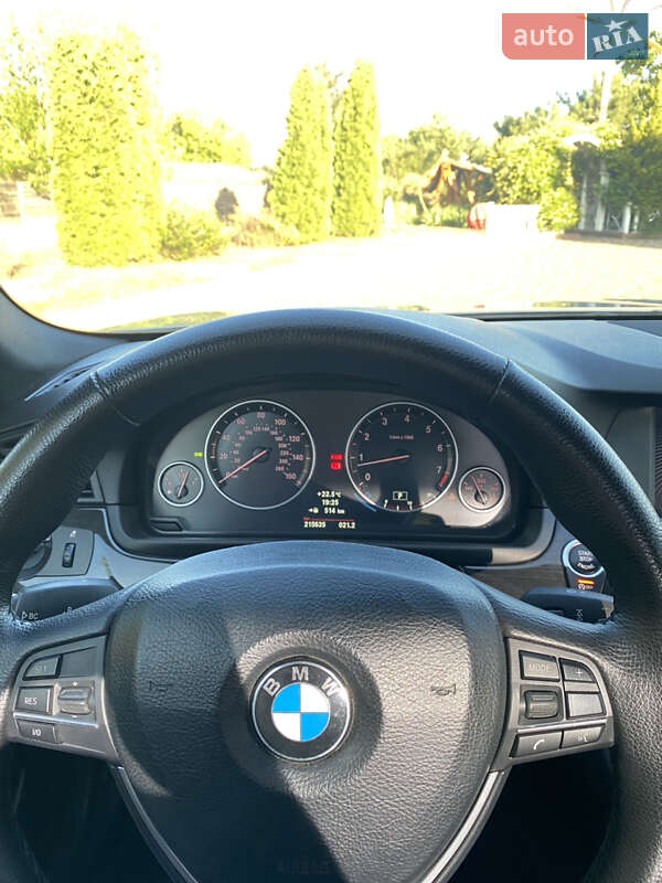 Седан BMW 5 Series 2011 в Южноукраїнську