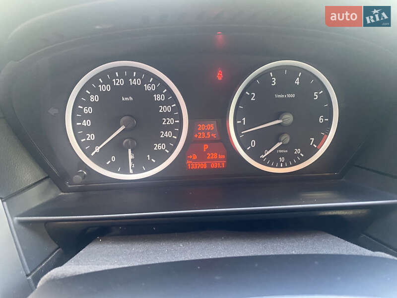 Седан BMW 5 Series 2005 в Киеве