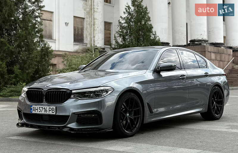 BMW 5 Series 2019