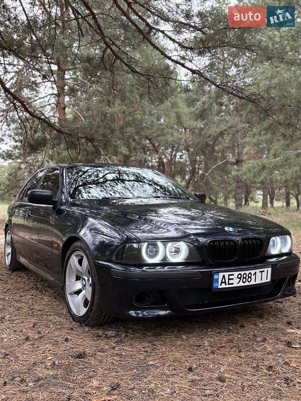 BMW 5 Series 1999