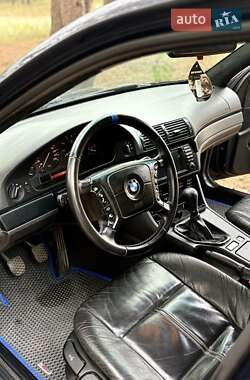 Седан BMW 5 Series 1999 в 