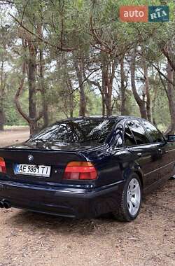 Седан BMW 5 Series 1999 в 