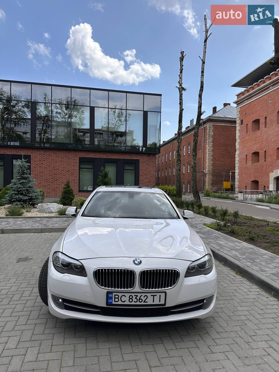 2012 BMW 5er - мініатюра 6