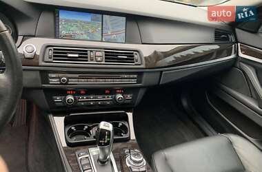 Седан BMW 5 Series 2012 в 