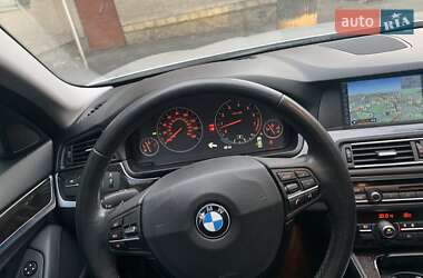 Седан BMW 5 Series 2012 в 