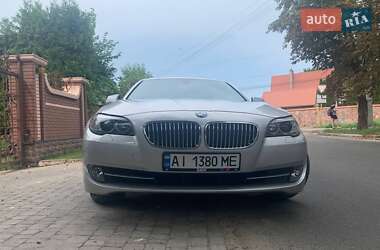 Седан BMW 5 Series 2012 в 