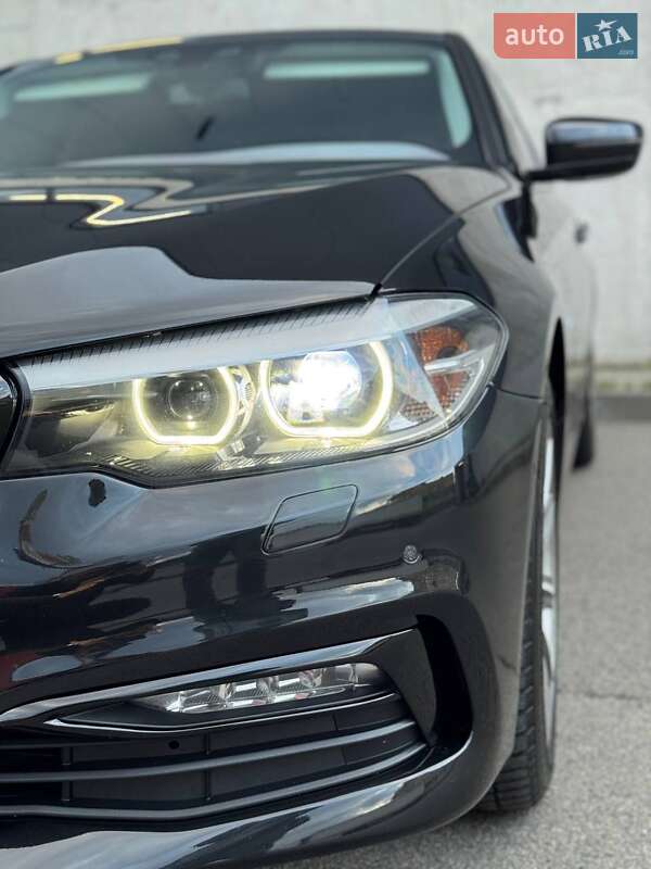 Седан BMW 5 Series 2017 в Києві