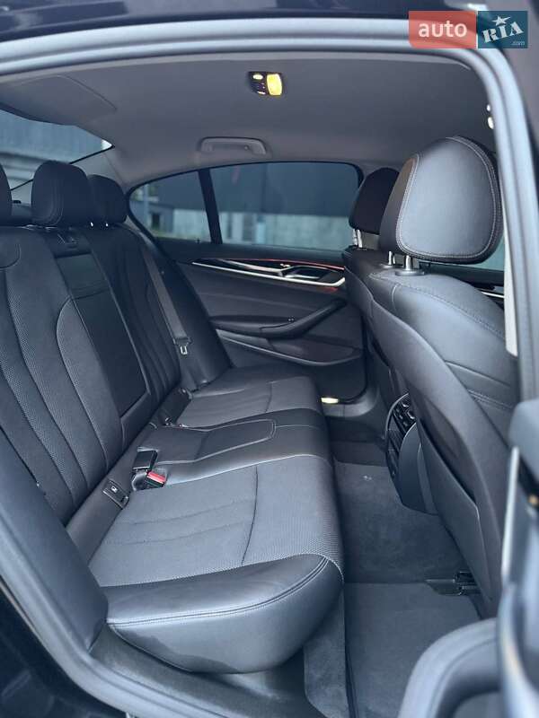Седан BMW 5 Series 2017 в Києві