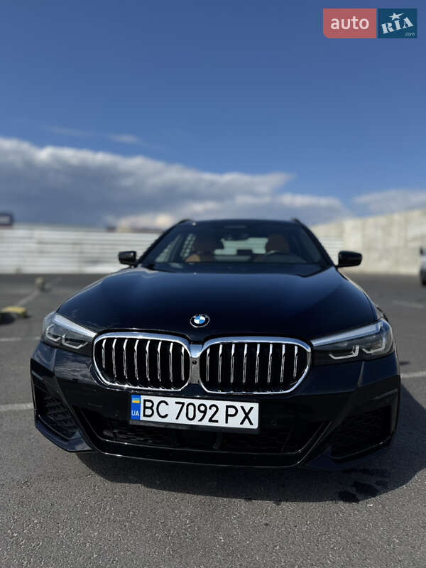 BMW 5 Series 2021