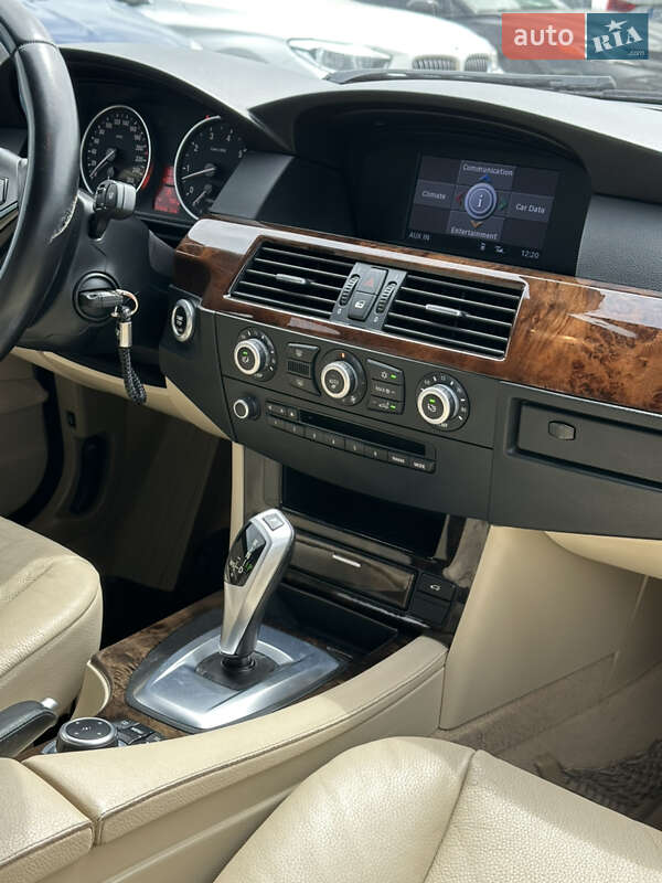Седан BMW 5 Series 2009 в Івано-Франківську