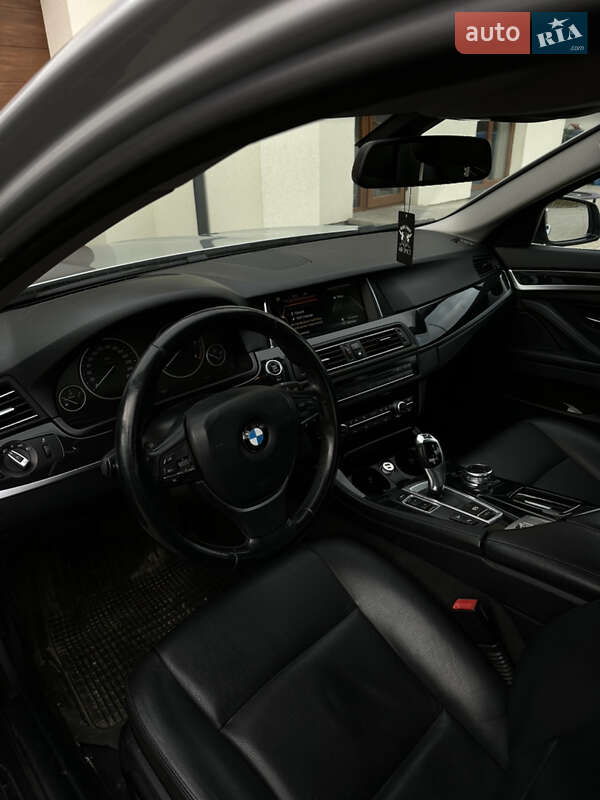 Седан BMW 5 Series 2016 в Виннице