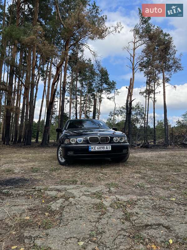 BMW 5 Series 1998