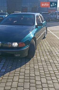 Седан BMW 5 Series 1998 в Львове