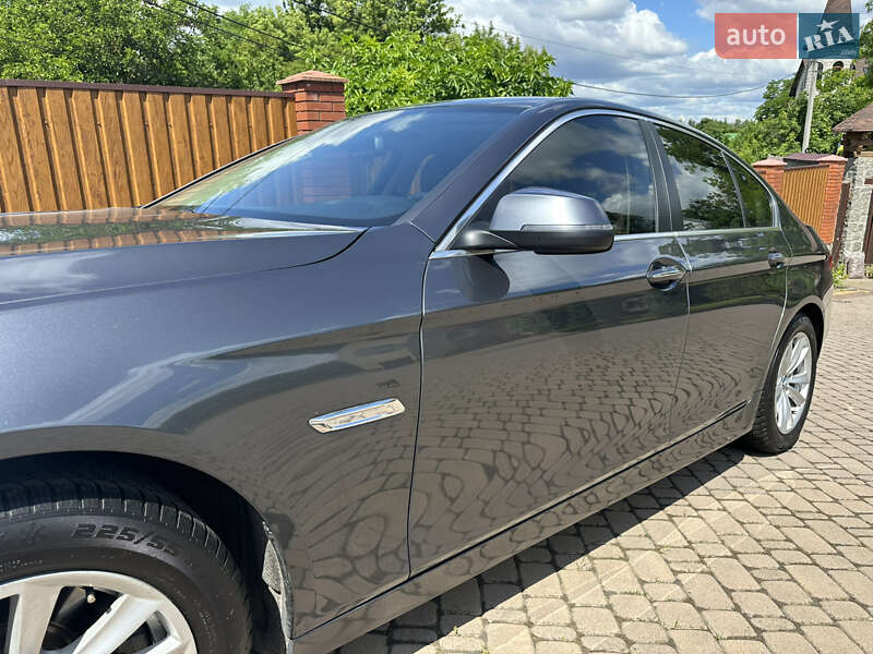 Седан BMW 5 Series 2016 в Киеве