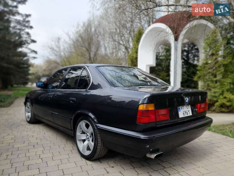 Седан BMW 5 Series 1990 в Ивано-Франковске