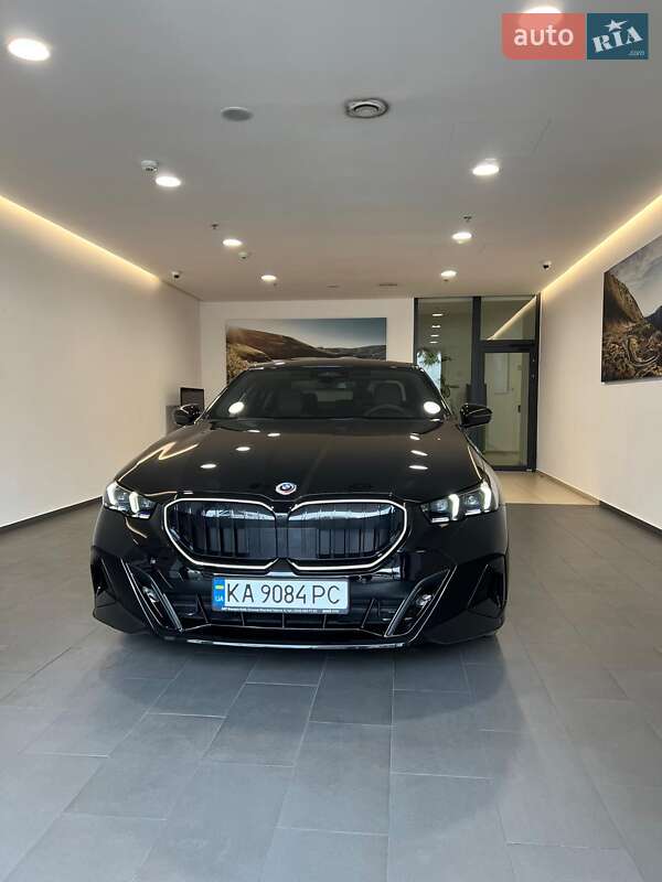 BMW 5 Series 2025