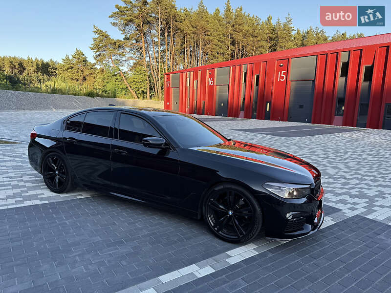 Седан BMW 5 Series 2017 в Львові