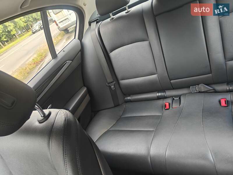 Седан BMW 5 Series 2014 в Києві