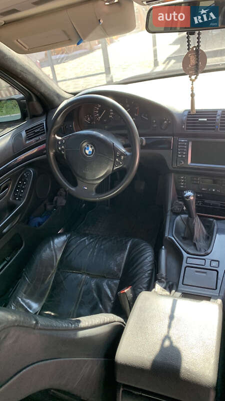 Универсал BMW 5 Series 2002 в Корсуне-Шевченковском