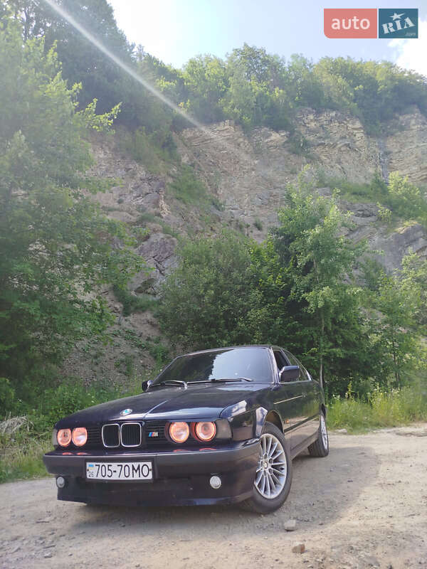 Седан BMW 5 Series 1989 в Черновцах фото 3 Седан BMW 5 Series 1989 в Черновцах