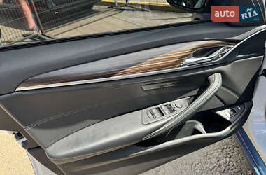 Седан BMW 5 Series 2018 в  фото 22 Седан BMW 5 Series 2018 в