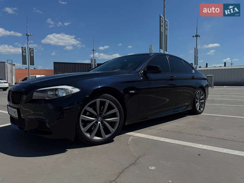 Седан BMW 5 Series 2012 в Киеве