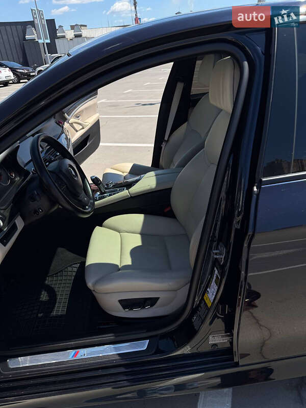 Седан BMW 5 Series 2012 в Киеве